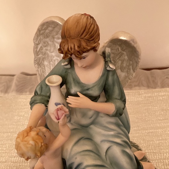 Porcelain Angel and baby Cherub Hand Painted - Picture 3 of 11